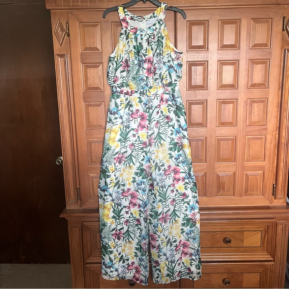 New York & Company Green and Yellow Floral Jumpsuit Excellent Condition!